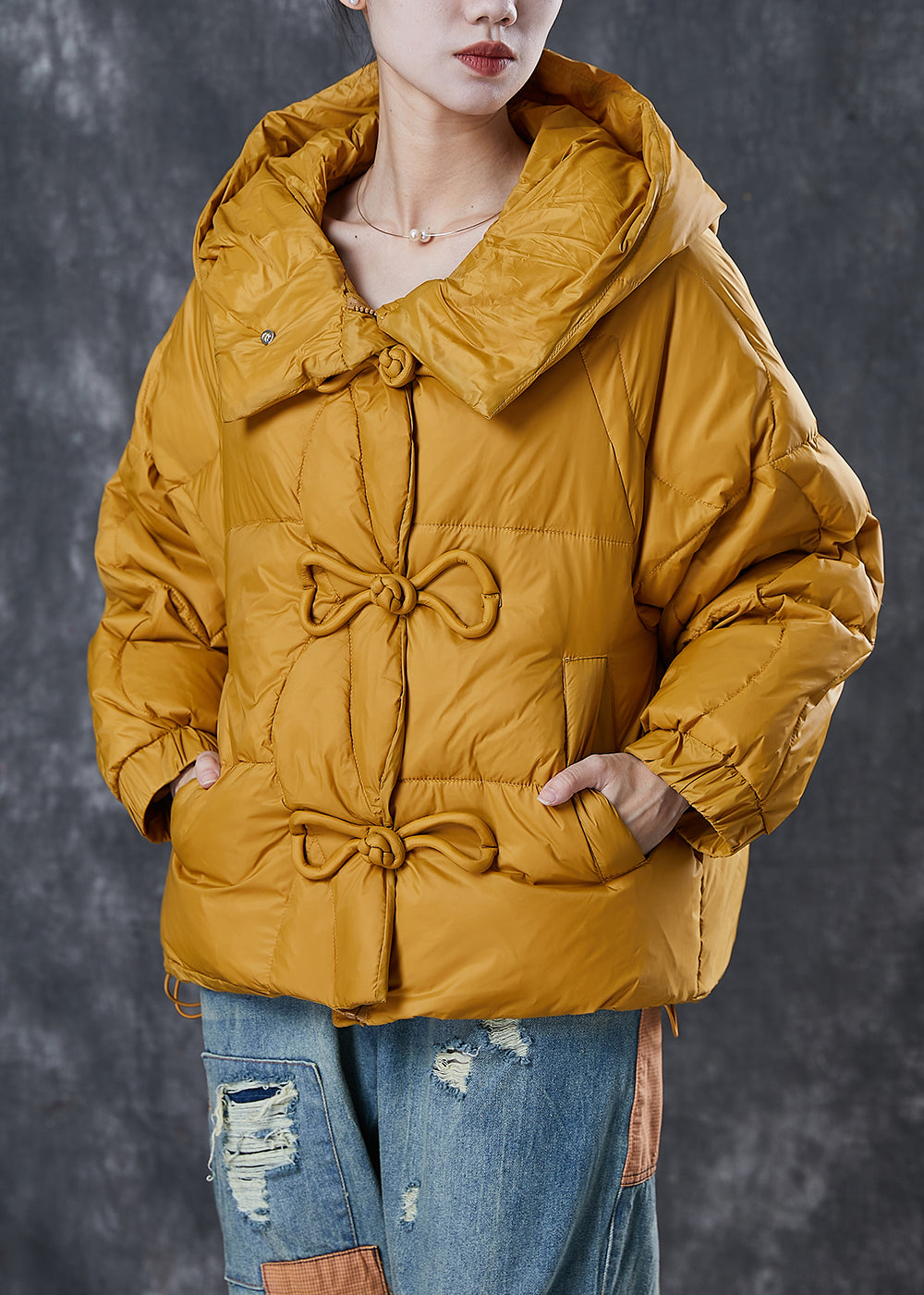 Well Tailored Coat with a Graceful Silhouette
