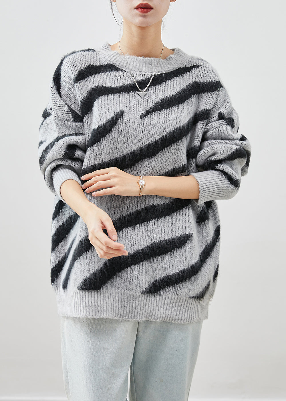 Elegantly Styled Sweater for Everyday Wear