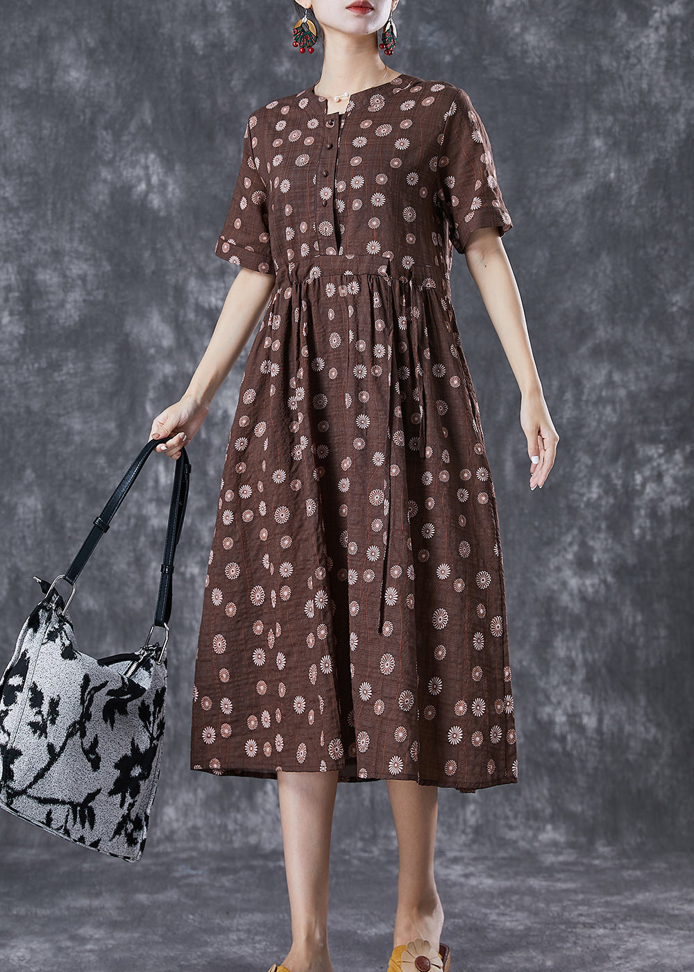 Beautifully Crafted Dress in a Classic Style