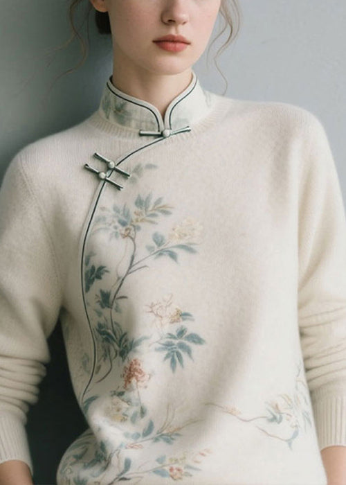 Gracefully Styled Sweater for Any Occasion