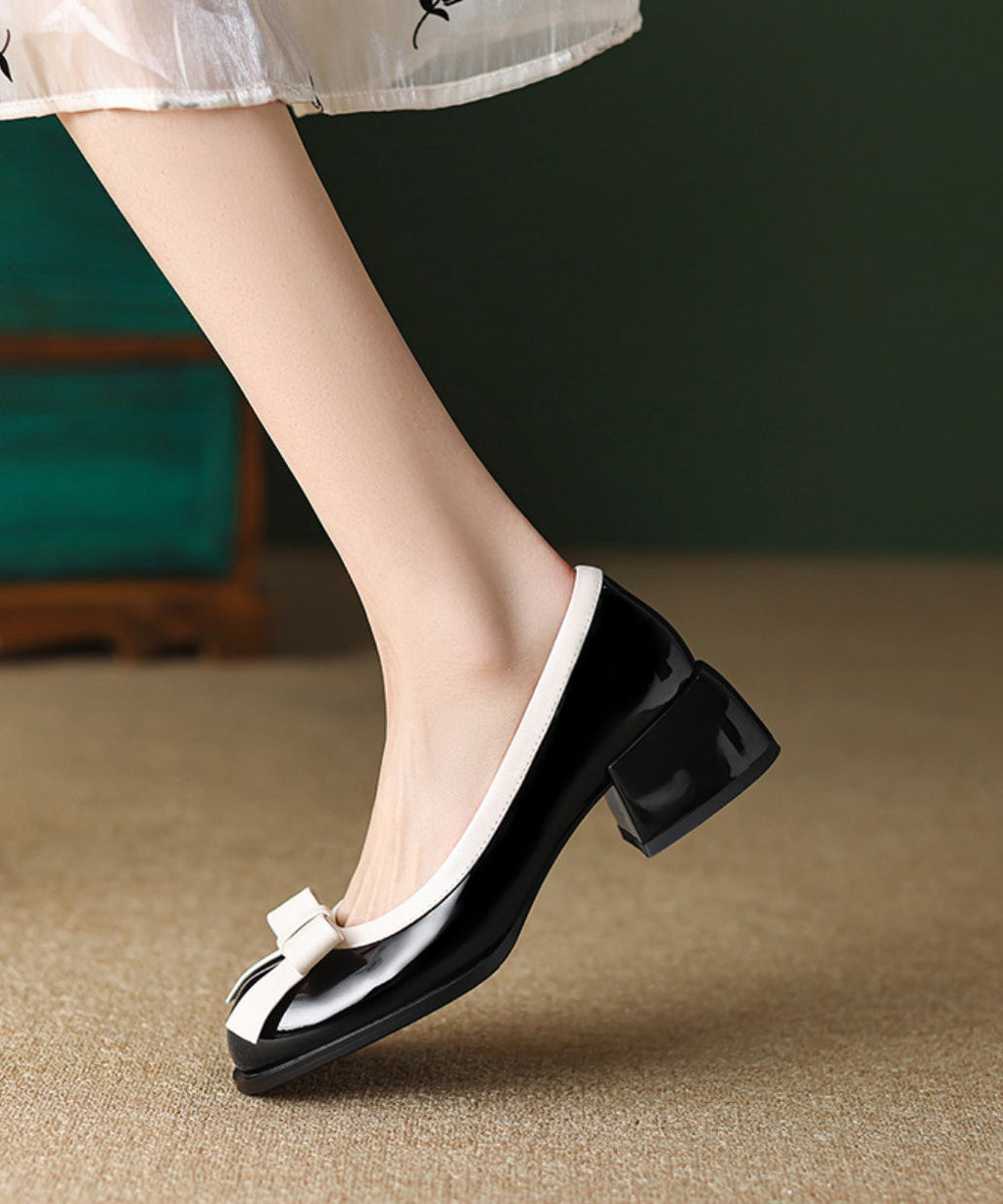Graceful Orthopedic Shoes for Modern Look