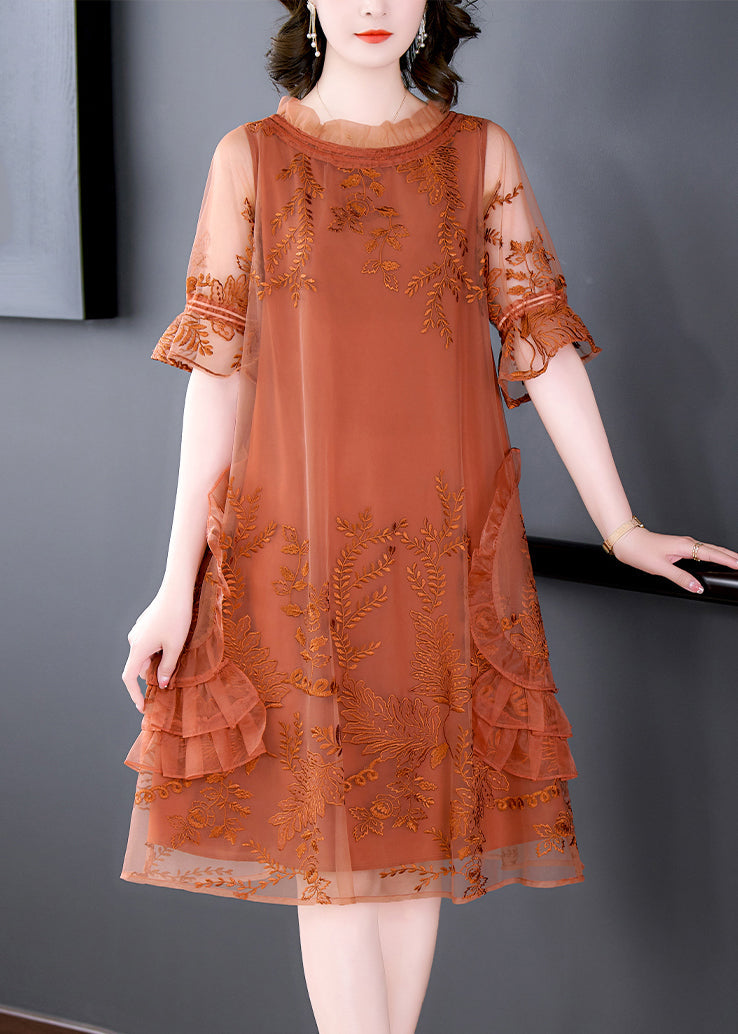 Beautifully Finished Dress in a Timeless Design