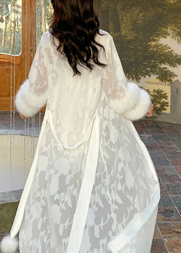 Casually Elegant Garment with a Refined Edge
