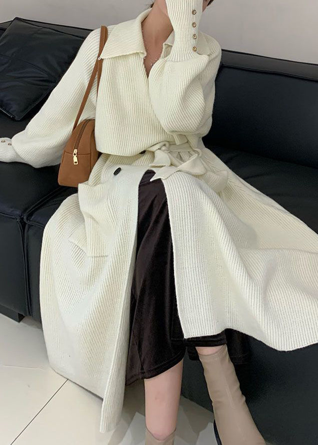 Classic Vintage Coat with a Flattering Fit