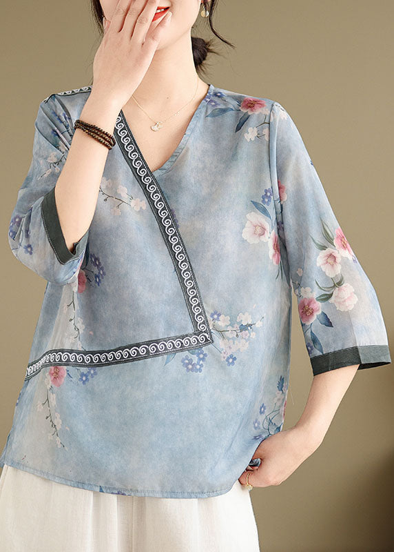 Polished Top with an Effortless Classic Look