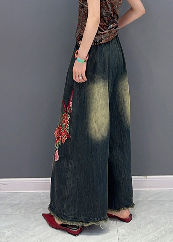 Classic Vintage Pants with a Flattering Fit