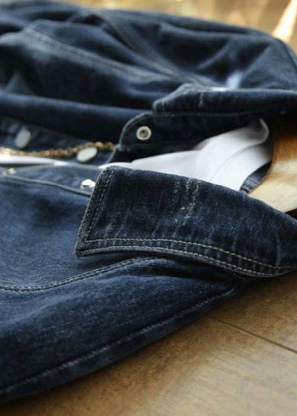 Classic Vintage Jacket with a Flattering Fit