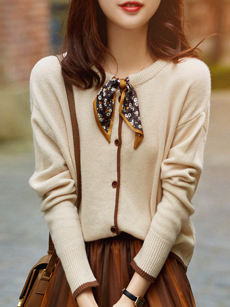 Beautifully Finished Cardigan in a Timeless Design
