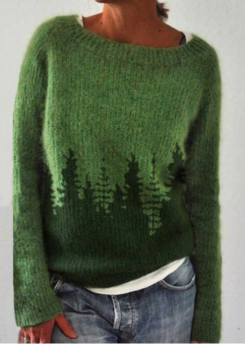 Well Tailored Sweater with a Graceful Silhouette