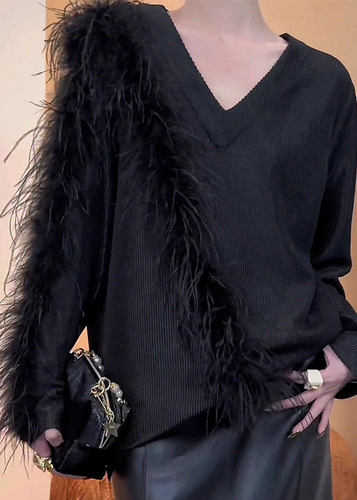 Well Tailored Sweater with a Graceful Silhouette