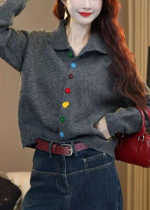 Effortlessly Elegant Sweater with a Timeless Design