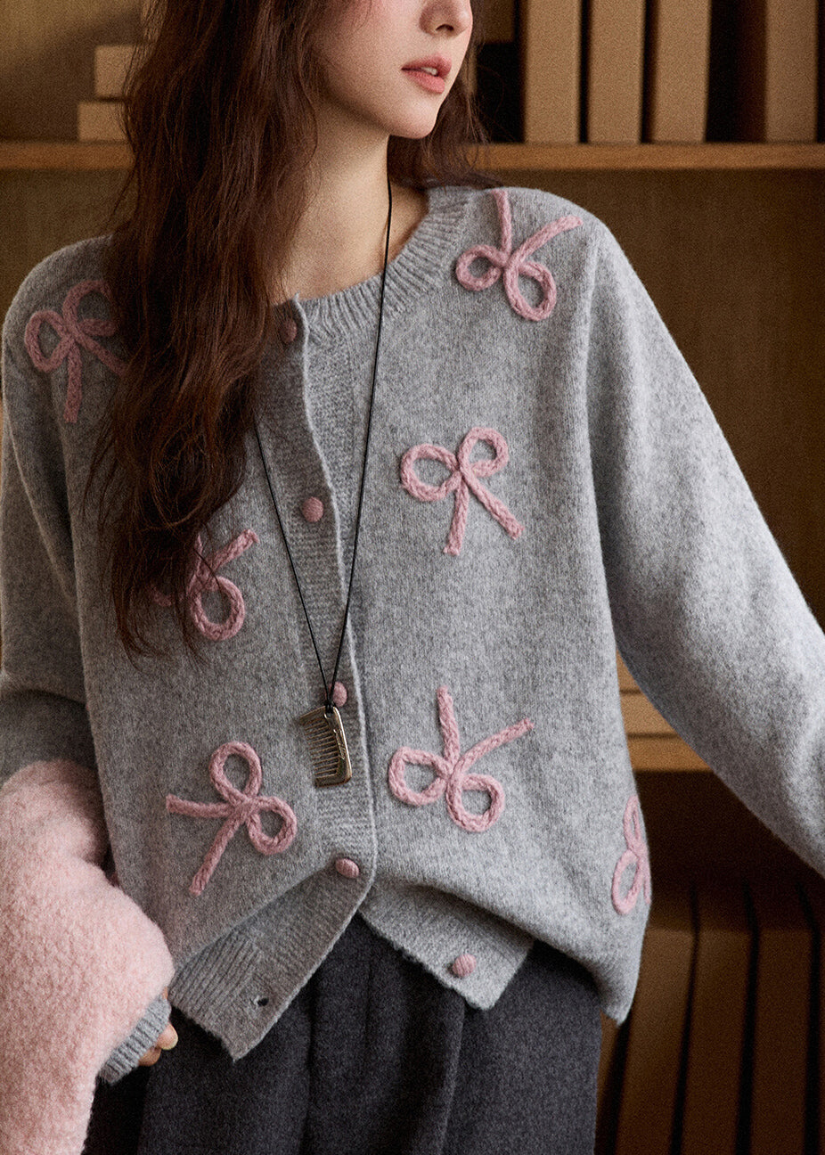 Classic Vintage Cardigan with a Flattering Fit