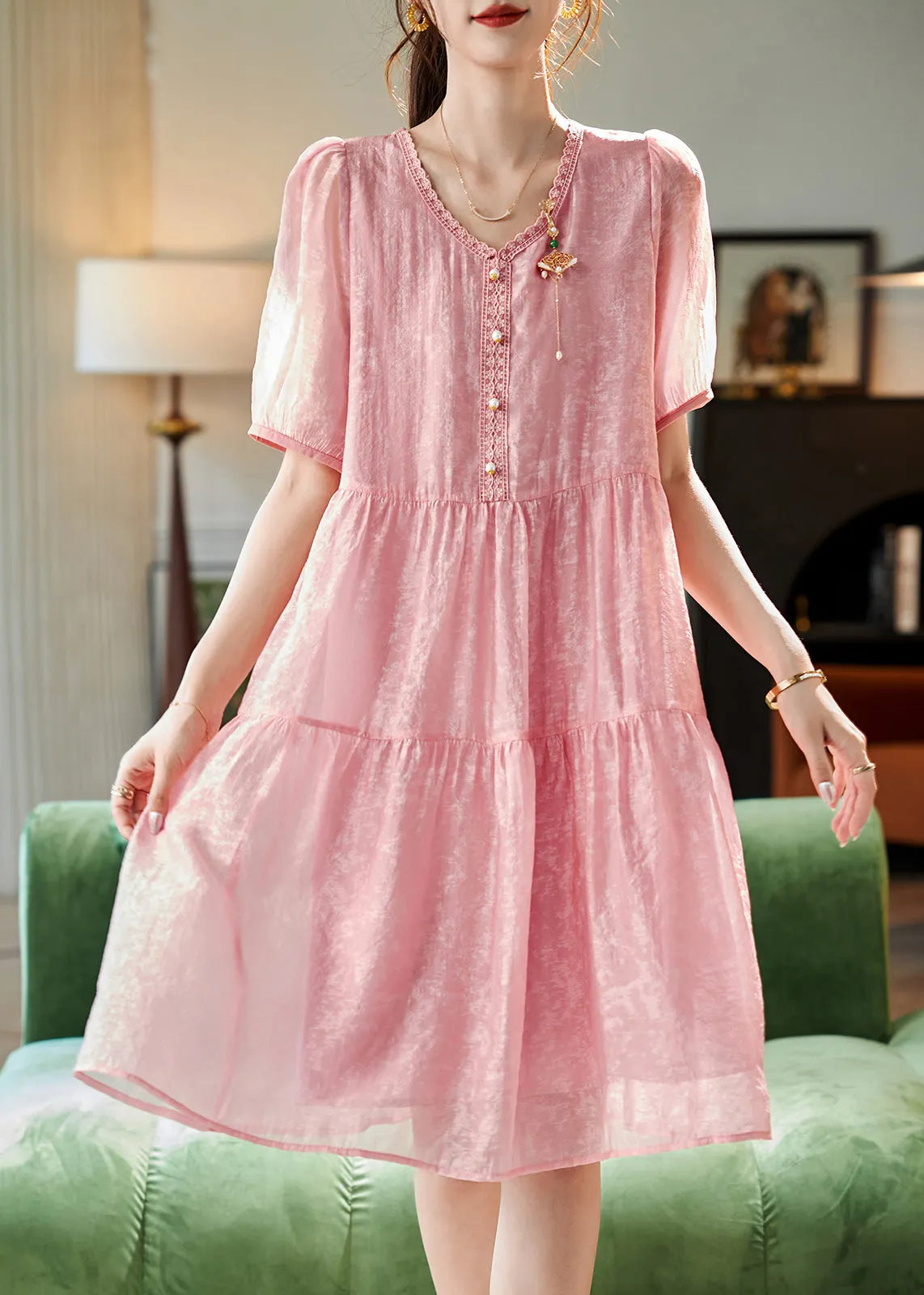 Beautifully Crafted Dress in a Classic Style
