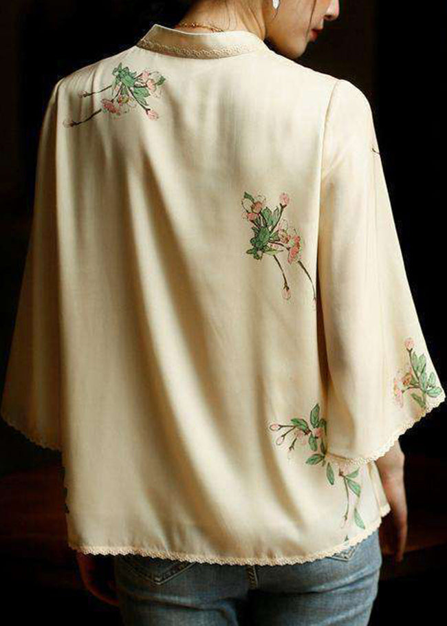 A Vintage Style Top with Delicate Timeless Details