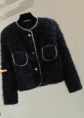Effortlessly Elegant Coat with a Timeless Design