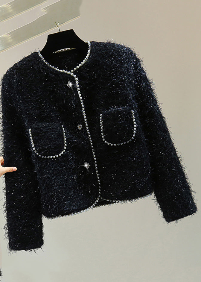 Effortlessly Elegant Coat with a Timeless Design