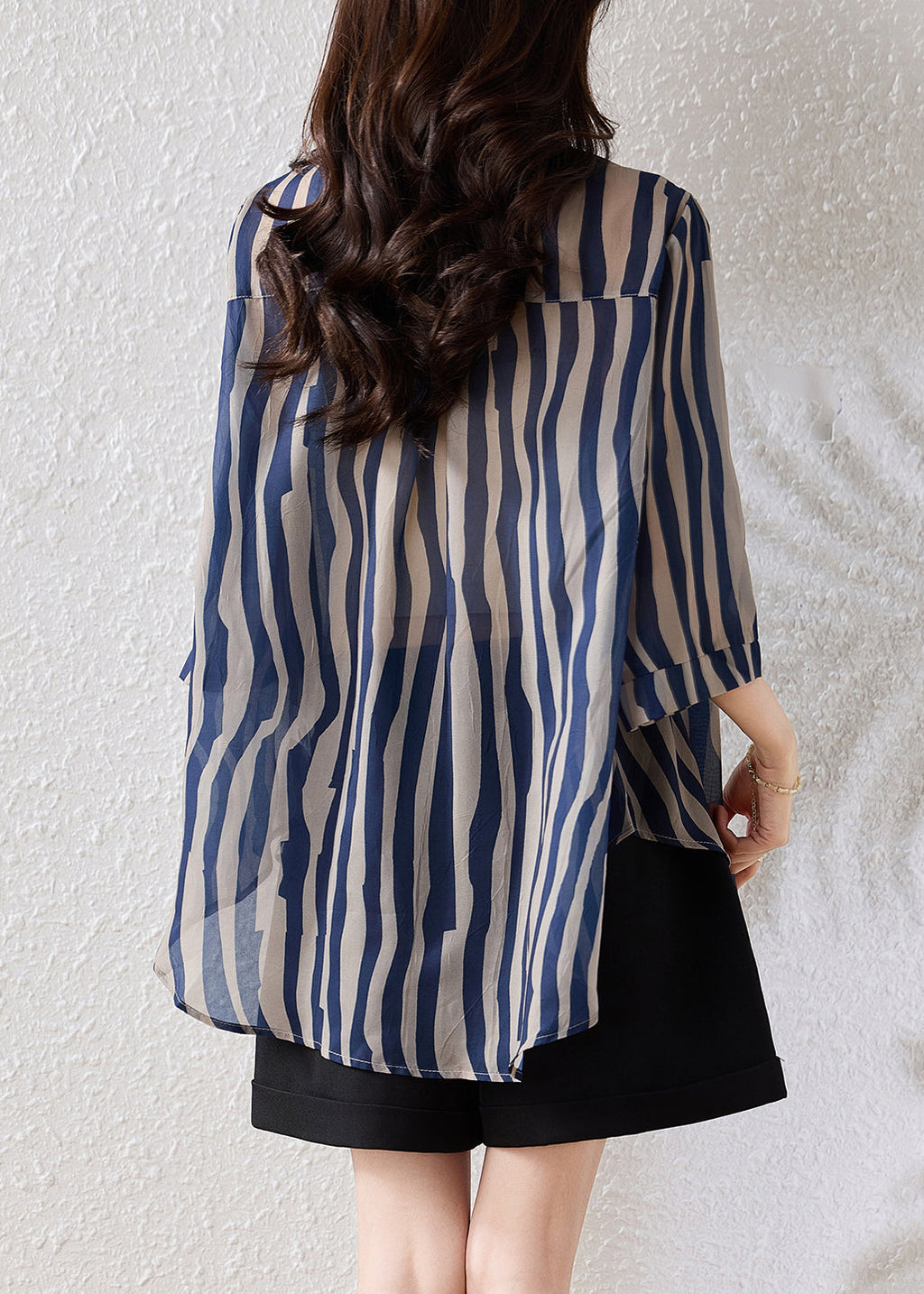 Beautifully Finished Blouse in a Timeless Design