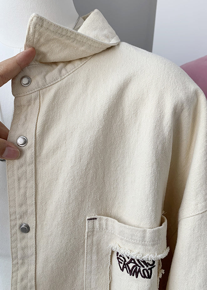 Effortlessly Elegant Blouse with a Timeless Design