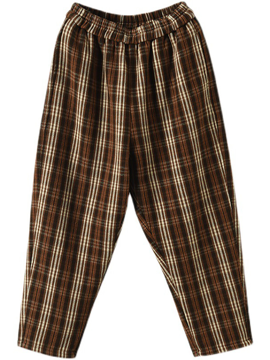 Effortlessly Elegant Pants with a Timeless Design