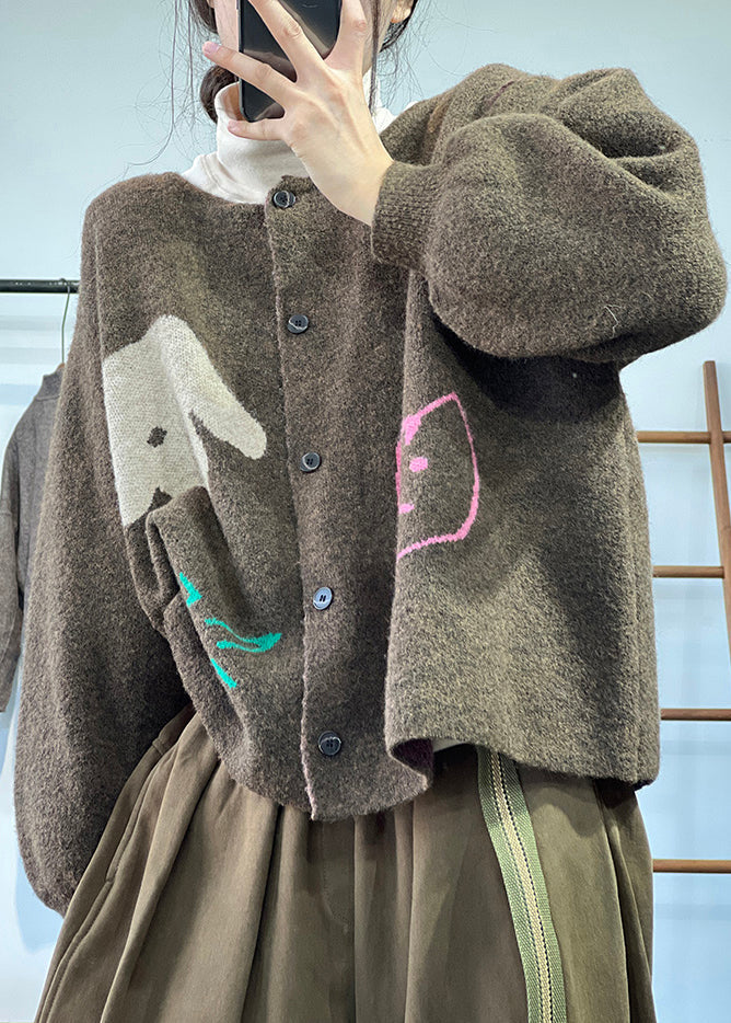 Gracefully Styled Coat for Any Occasion