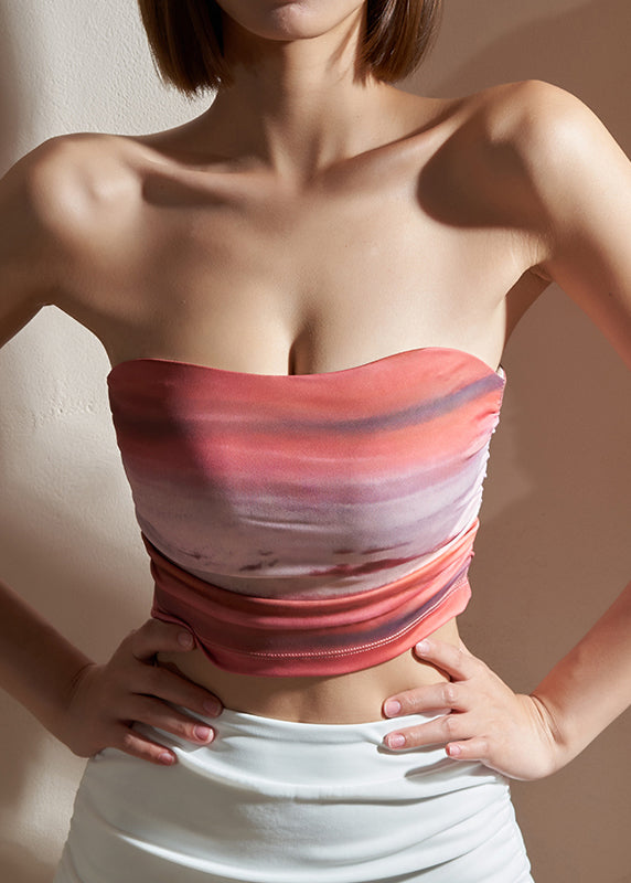 Well Tailored Top with a Graceful Silhouette