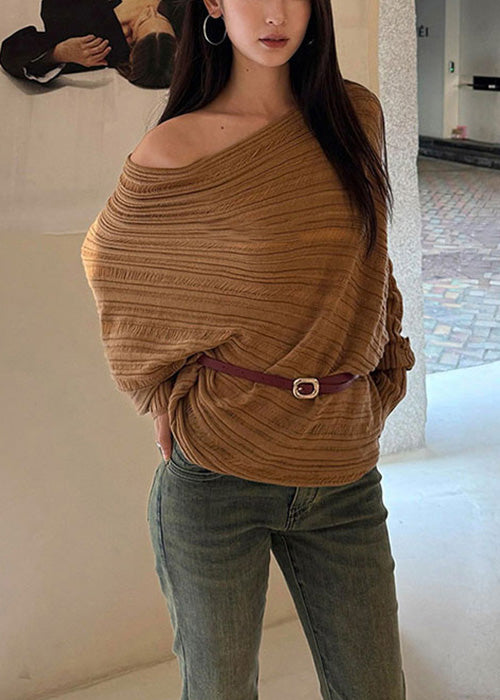 Effortlessly Elegant Sweater with a Timeless Design