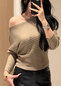Classic Vintage Sweater with a Flattering Fit