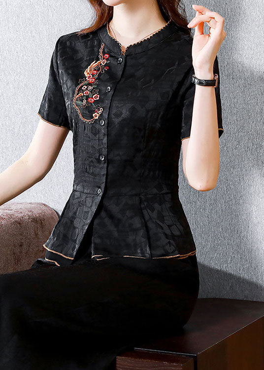 A Vintage Style Shirt with Delicate Timeless Details