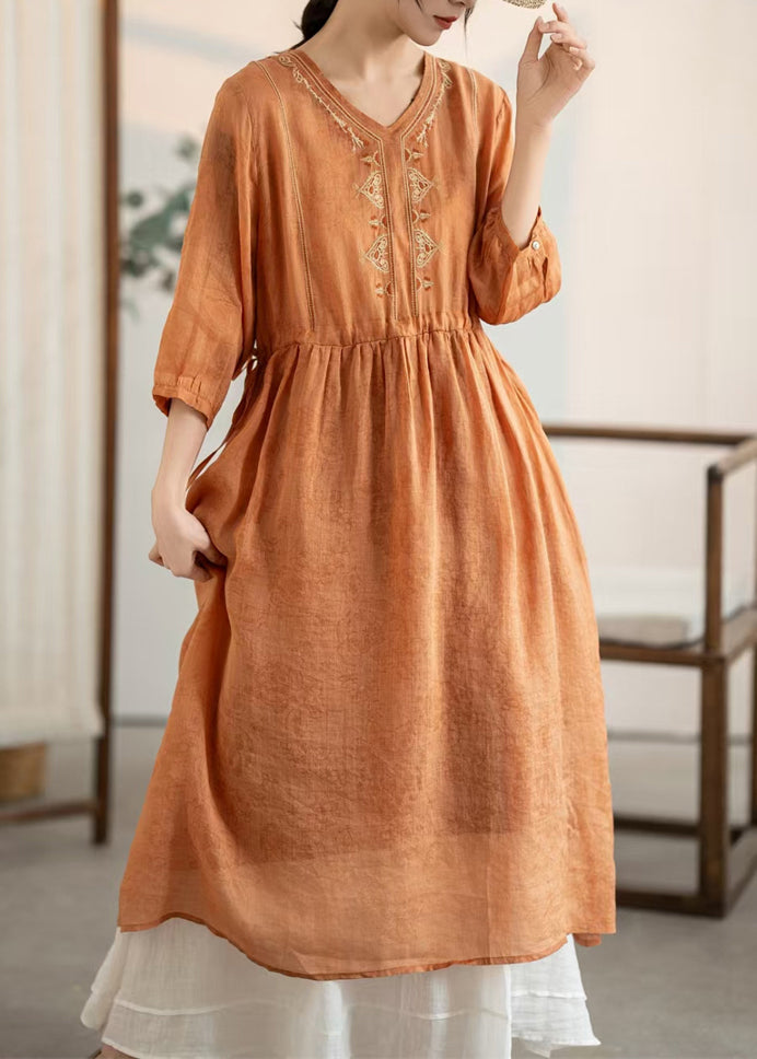 Beautifully Finished Dress in a Timeless Design