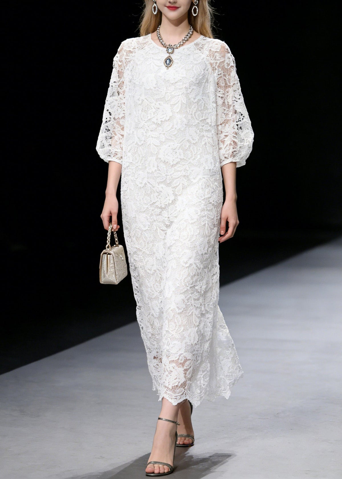 Classic Vintage Dress with a Flattering Fit