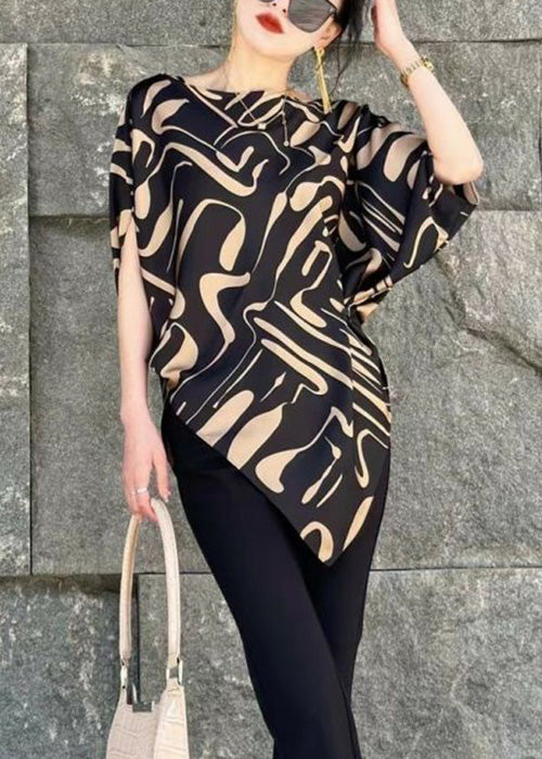 Sophisticated Blouse with a Clean Classic Look