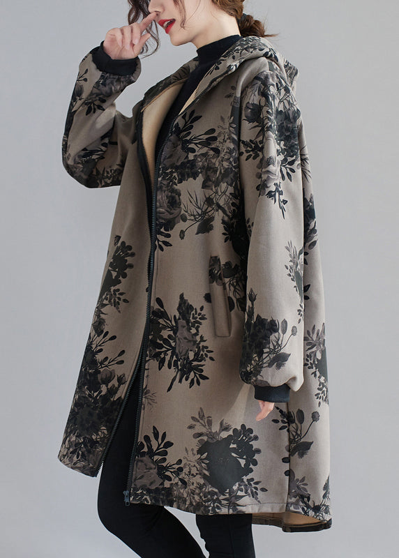 Beautifully Finished Coat in a Timeless Design