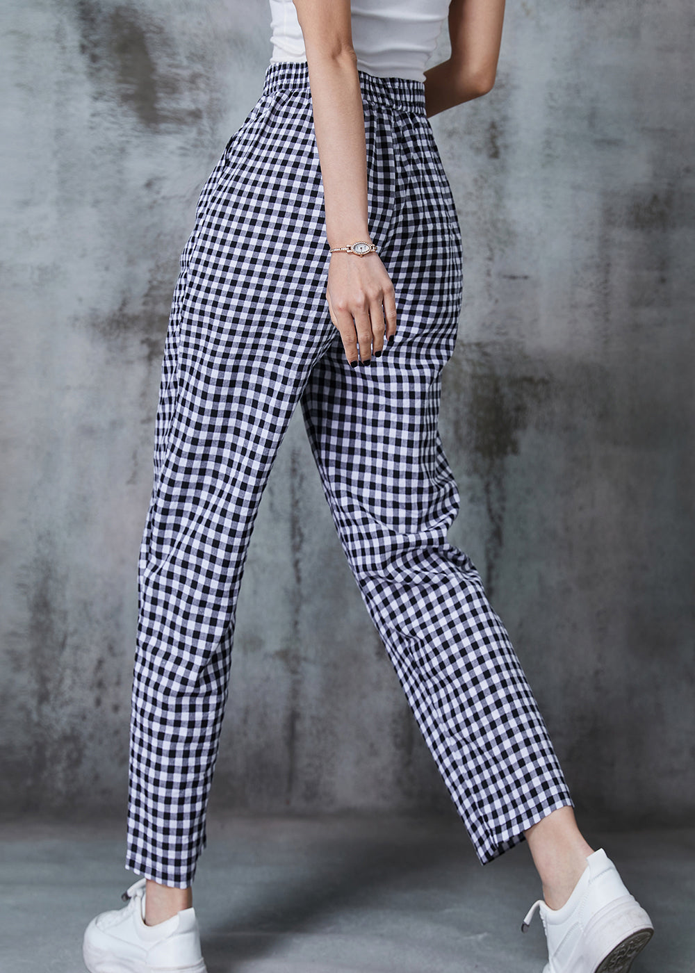 Gracefully Styled Pants for Any Occasion
