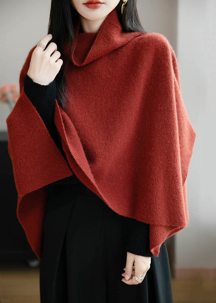 Well Tailored Sweater with a Graceful Silhouette