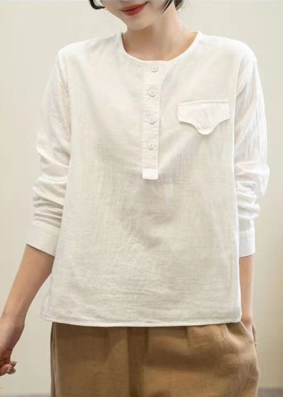 Effortlessly Elegant Top with a Timeless Design
