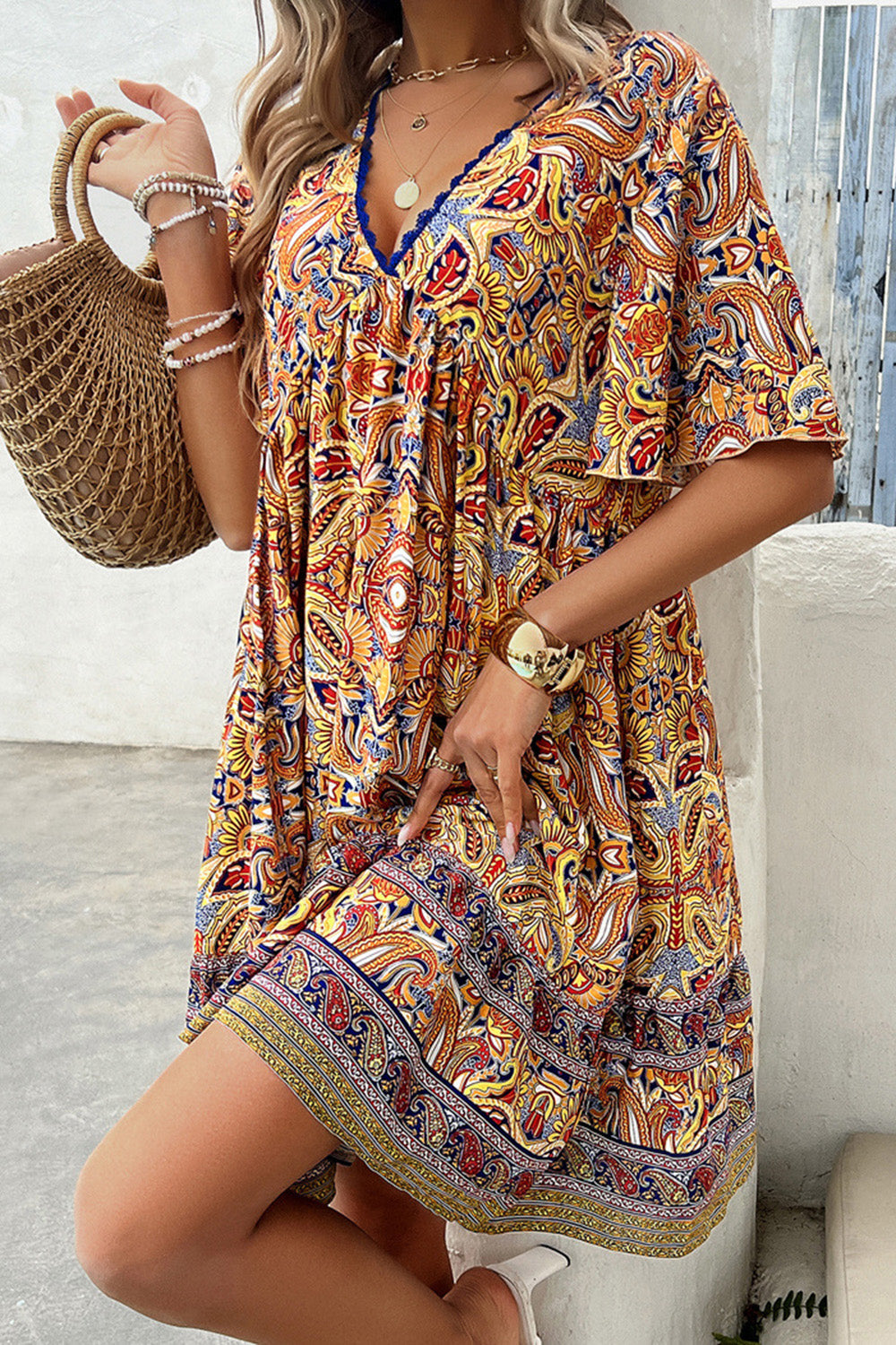 Beautifully Finished Dress in a Timeless Design