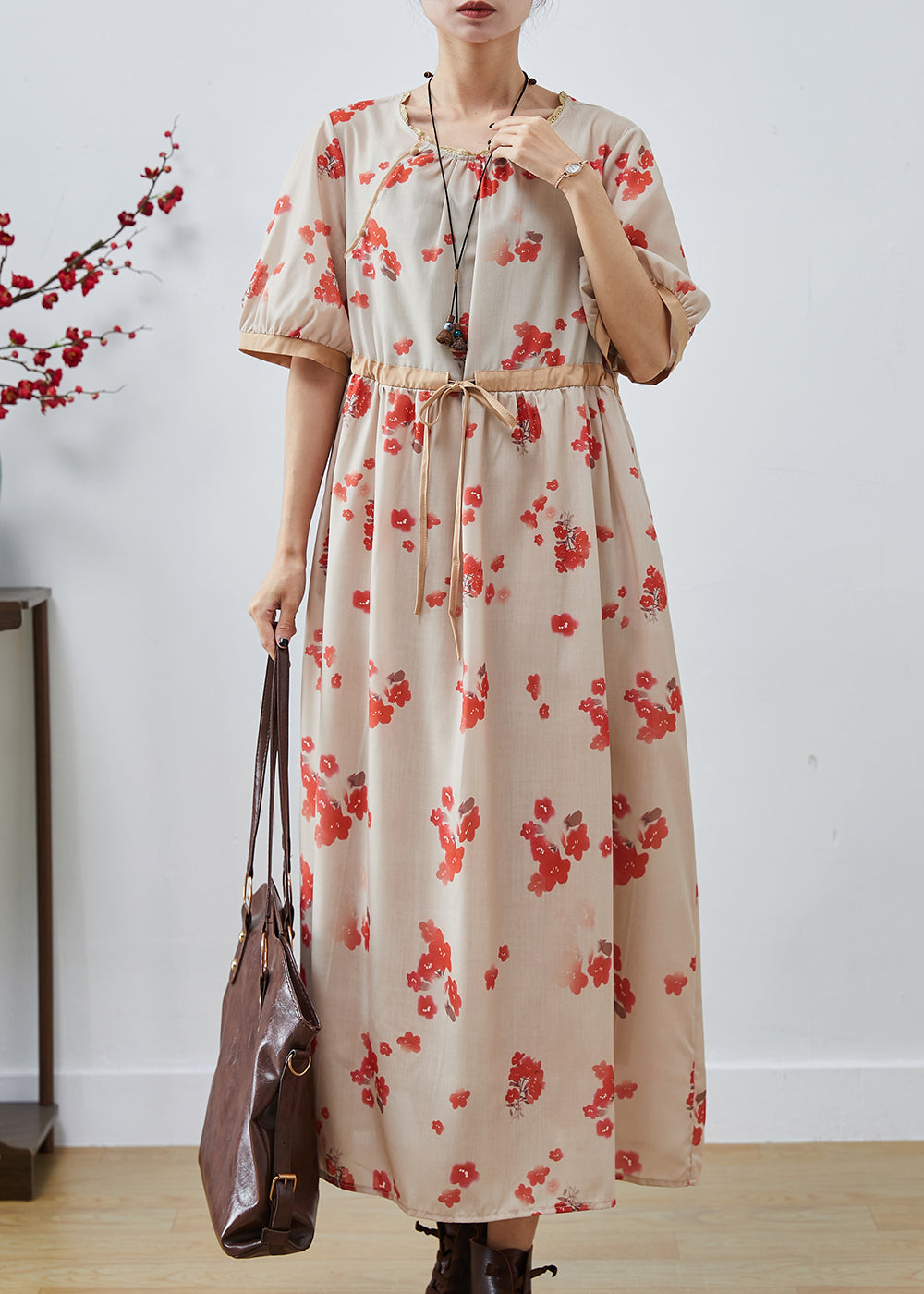 Sophisticated Dress with a Clean Classic Look