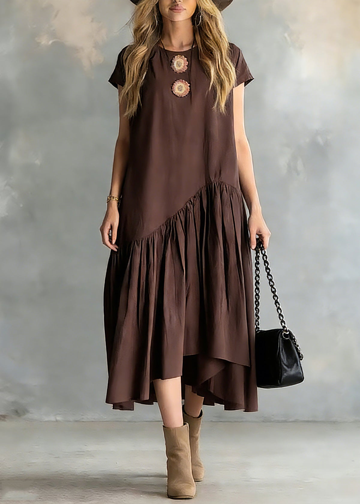 Gracefully Styled Dress for Any Occasion
