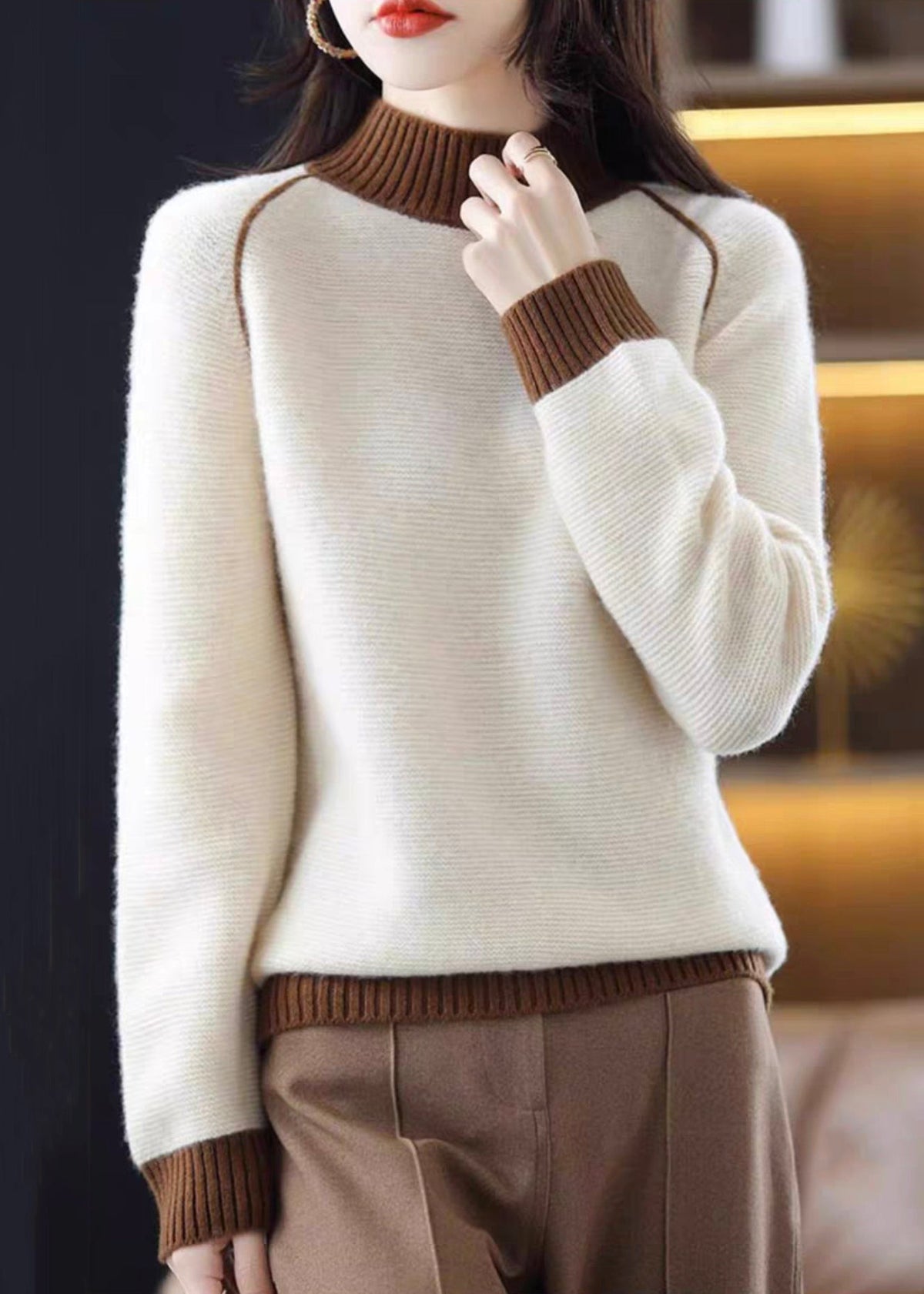 Classic Vintage Sweater with a Flattering Fit