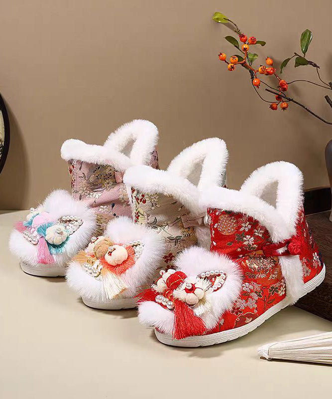 Graceful Orthopedic Boots for Modern Look
