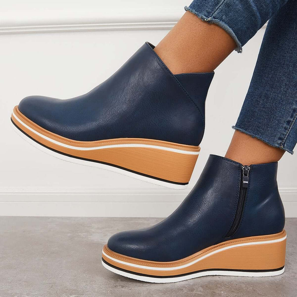 Classic Orthopedic Sneakers with Timeless Style