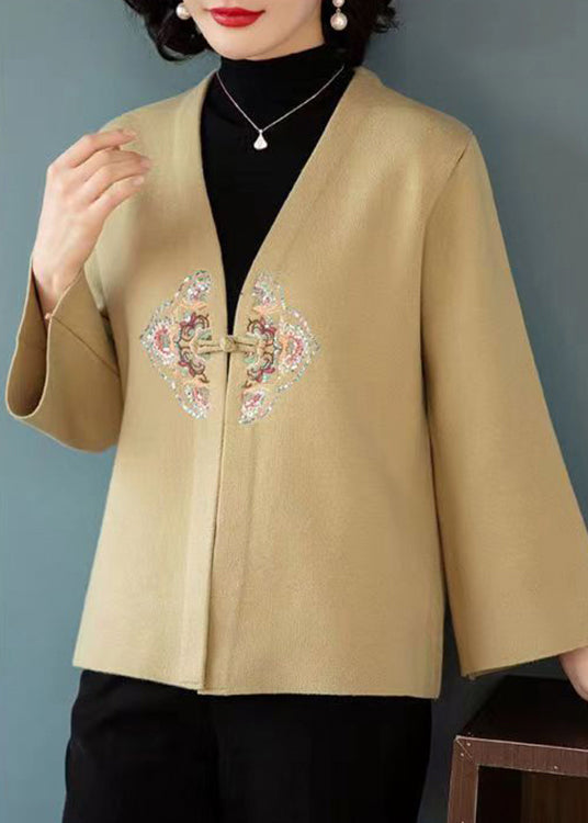 Elegantly Styled Coat for Everyday Wear