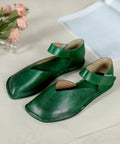 Graceful Orthopedic Flats for Modern Look