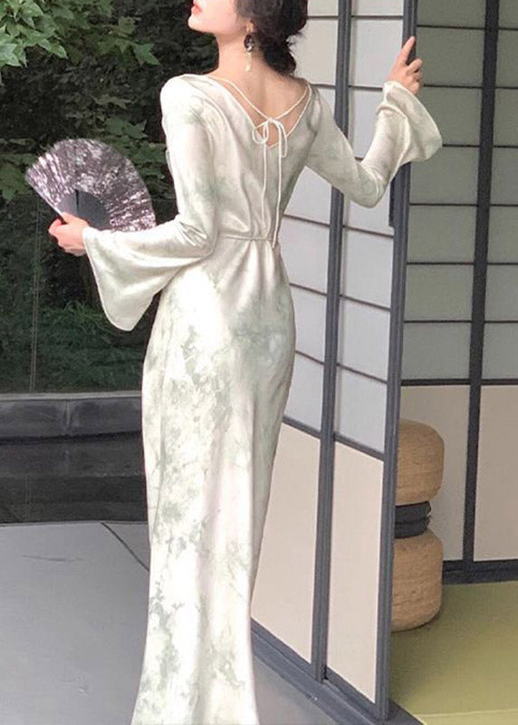 A Vintage Style Dress with Delicate Timeless Details