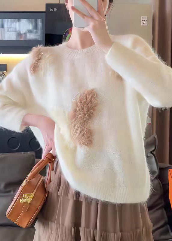 Classic Vintage Sweater with a Flattering Fit