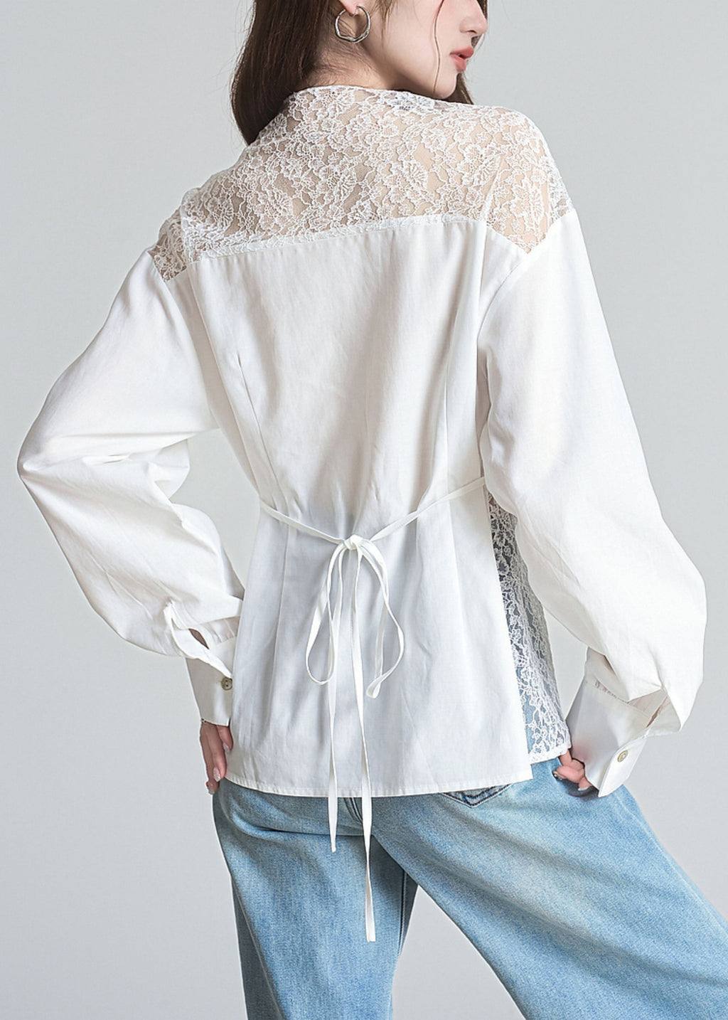 Classic Vintage Shirt with a Flattering Fit