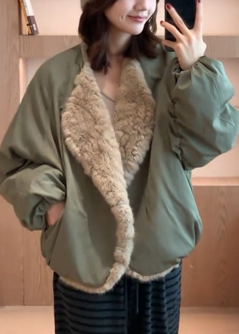 Classic Vintage & Enduringly Stylish Coat