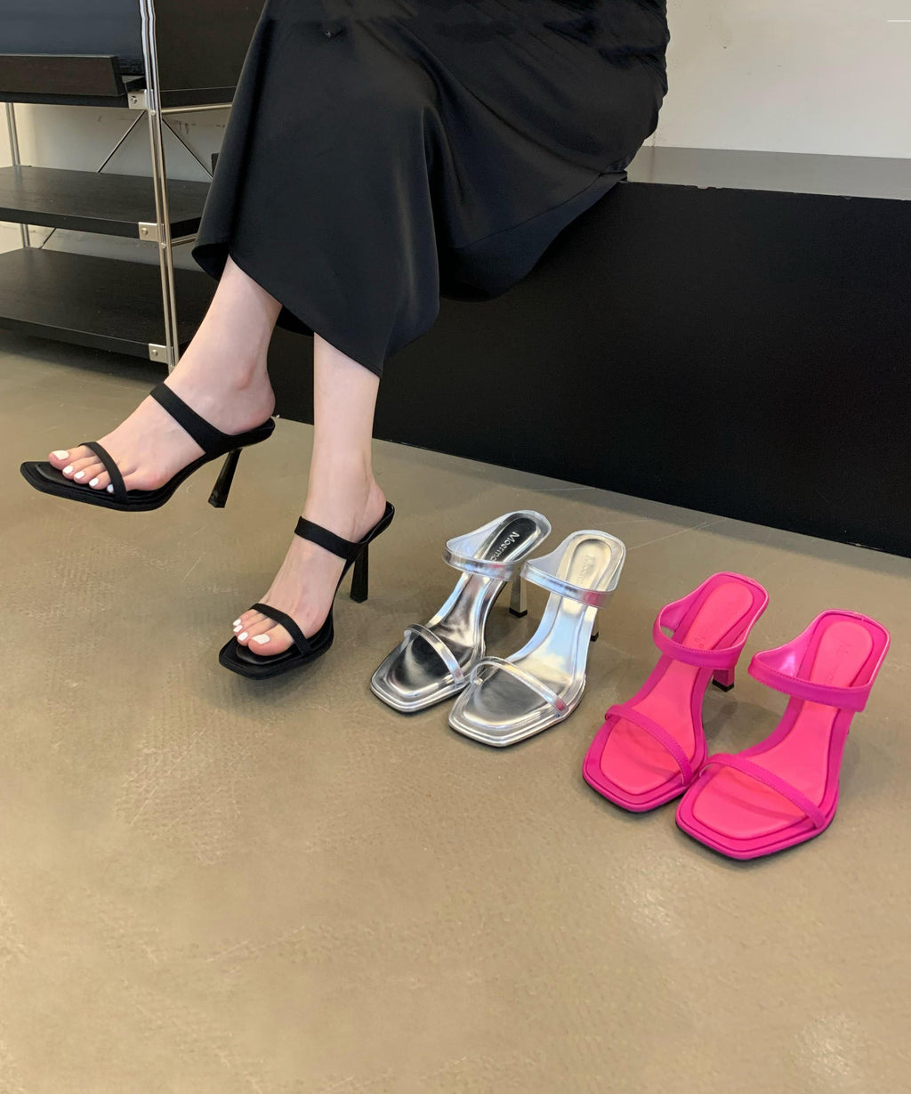 Graceful Orthopedic Sandals for Modern Look