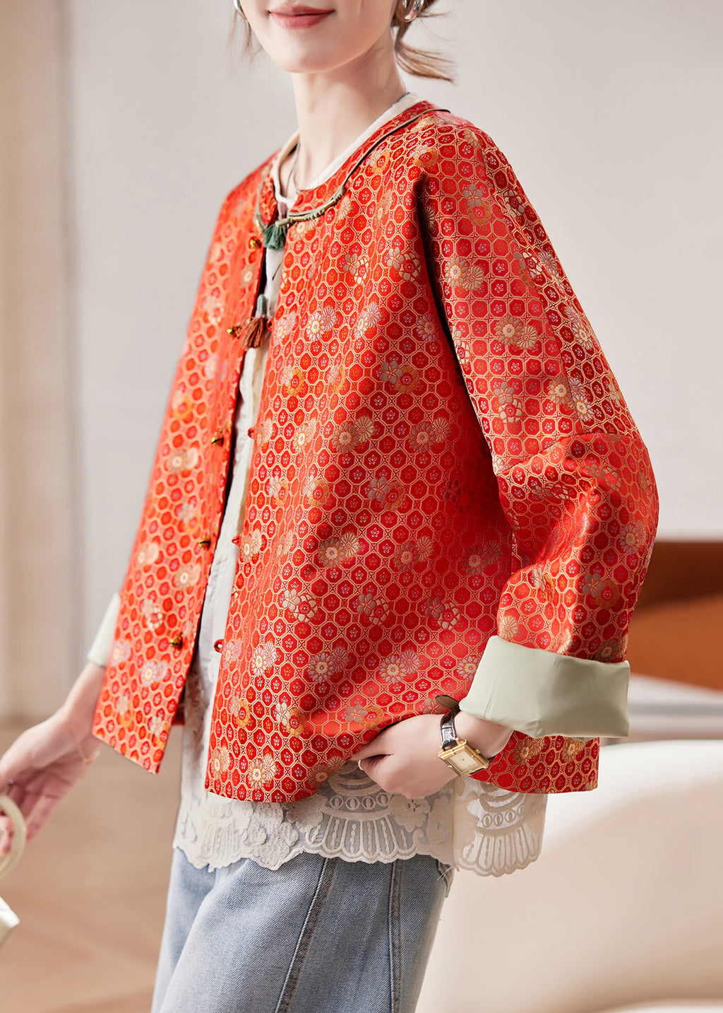 Beautifully Finished Coat in a Timeless Design
