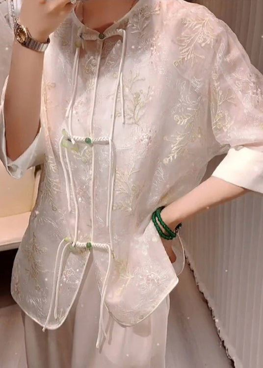 Beautifully Finished Blouse in a Timeless Design